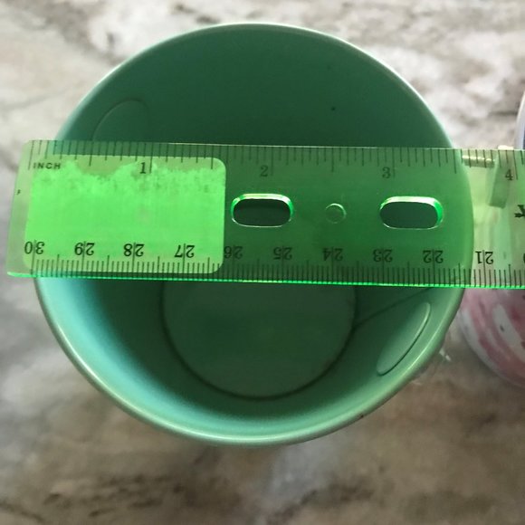 Set of 2 Hello Kitty Sanrio Metal Tin Pails Buckets - Picture 3 of 5